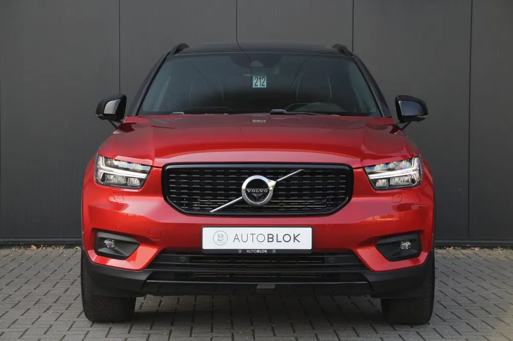 Volvo XC40 1.5 T4 Recharge R-Design Expression uit 2021, foto 3
