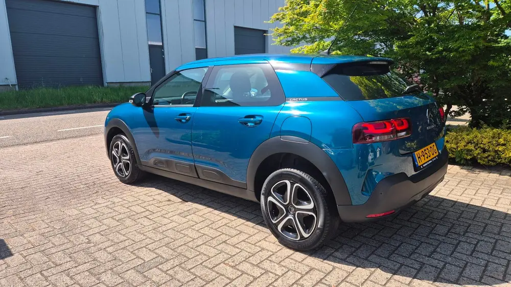 Citroën C4 Cactus Citroen C4 Cactus 1.5 BlueHDi Business-camera-pdc-12-2019 uit 2019, foto 2
