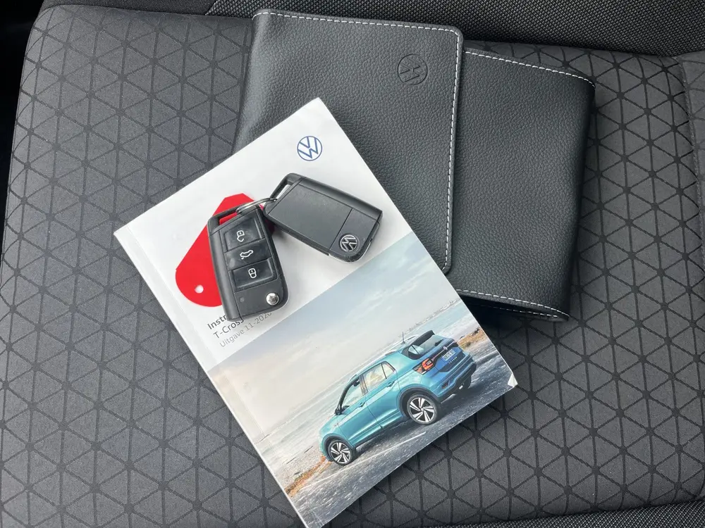 Volkswagen T-Cross 1.0 TSI Life Camera Carplay Trekhaak Uran uit 2021, foto 15