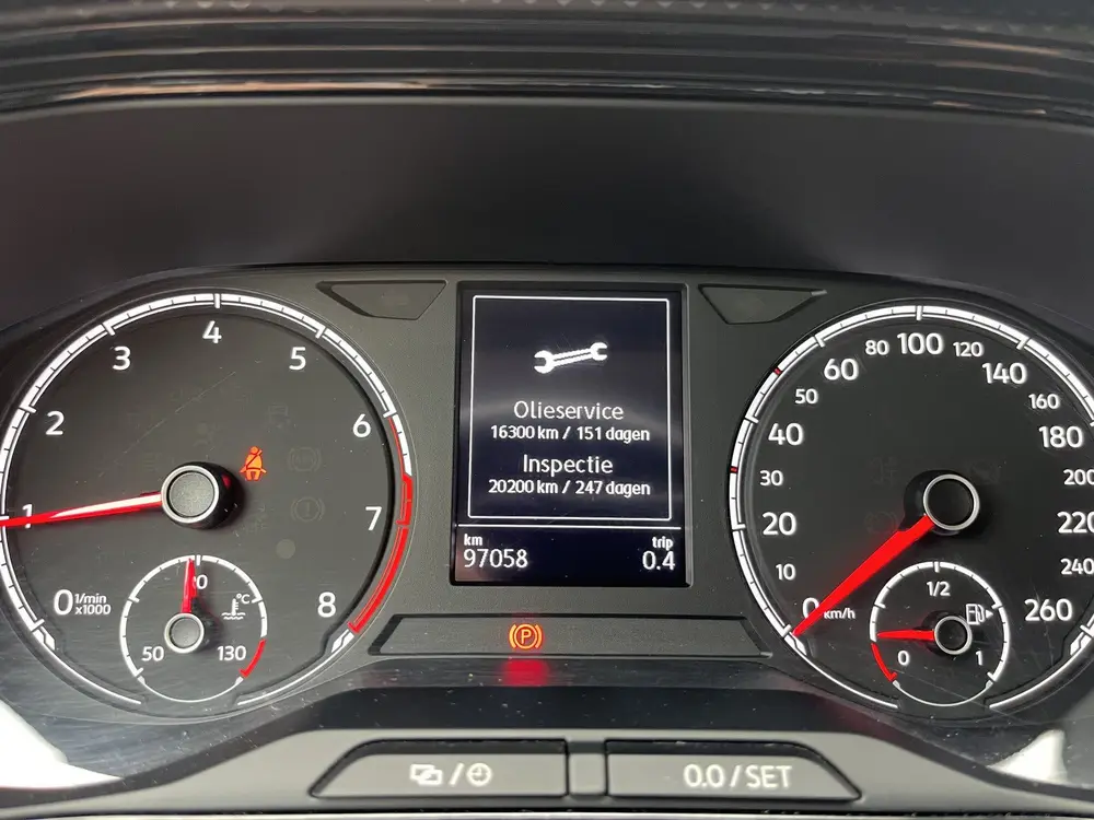 Volkswagen T-Cross 1.0 TSI Life Camera Carplay Trekhaak Uran uit 2021, foto 17