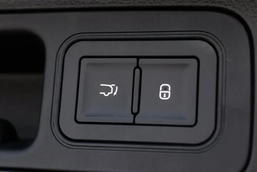 BYD Seal U 1.5 DM-i FWD Boost Pano l 360 Camera l HUD uit 2026, foto 12