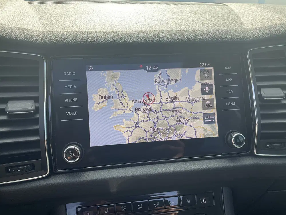 Skoda Kodiaq 7-Pers 1.5 TSI Aut7 Limited 7P Pano Adapt. uit 2020, foto 6