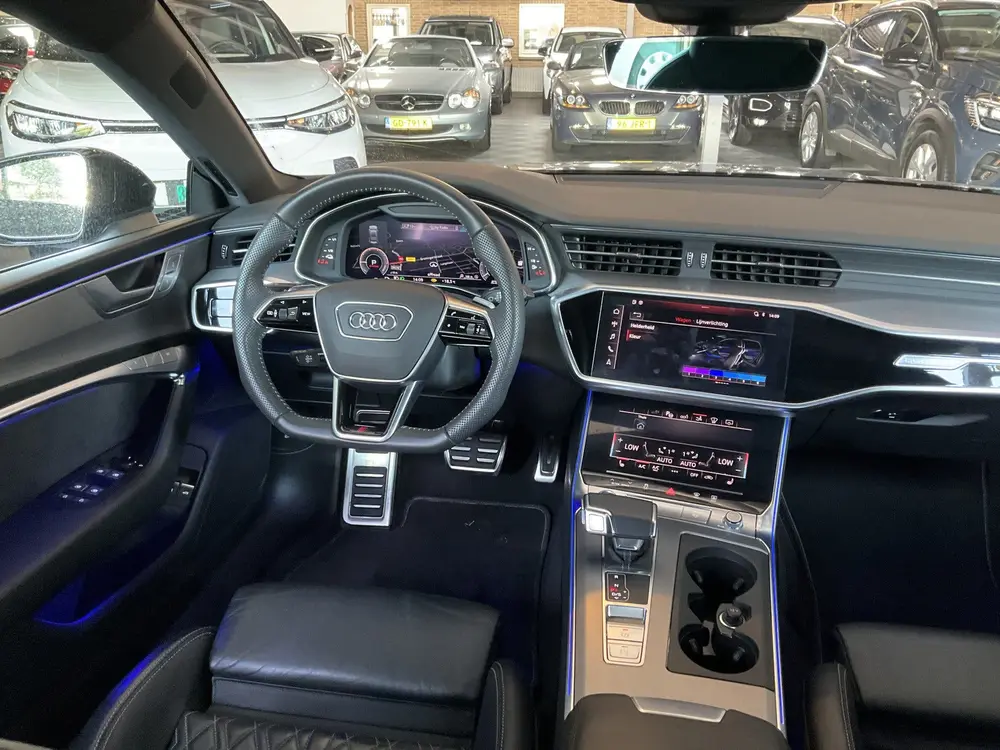 Audi A7 55 TFSI E Quattro PHEV Competition S-Line uit 2020, foto 4