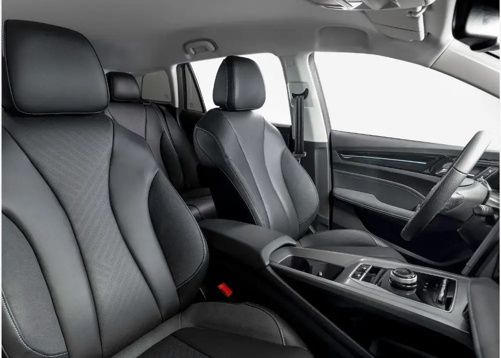 MG MG5 Long Range Comfort 61 kWh uit 2023, foto 2