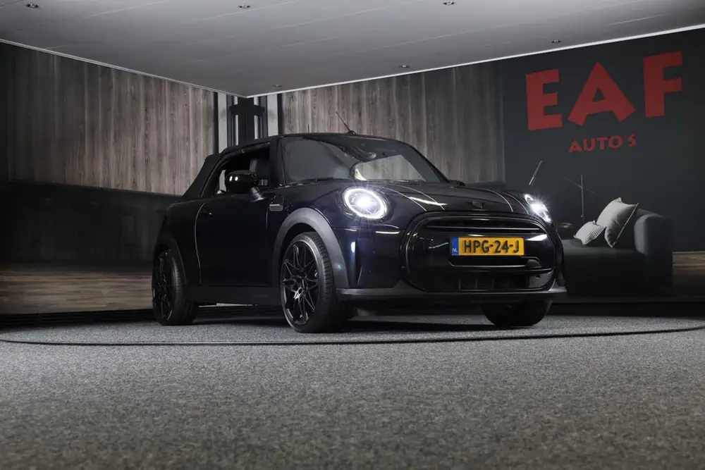 Mini Cabrio Mini Cabrio 1.5 Cooper / AUT / Navi / 136 Pk / Cruise C uit 2023, foto 2