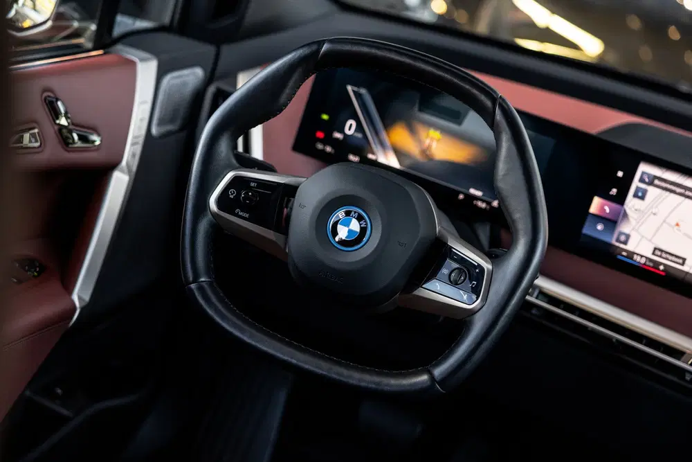 BMW iX XDrive50 M 112 kWh uit 2023, foto 11