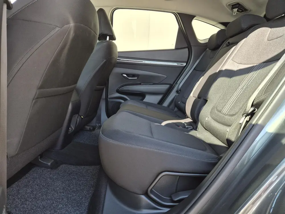 Hyundai TUCSON 1.6 T-GDI PHEV Comfort Smart 4WD uit 2022, foto 12