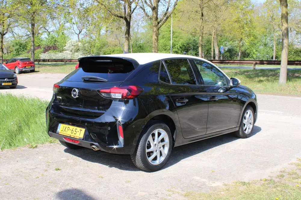 Opel Corsa 1.2 GS Line Automaat uit 2021, foto 3