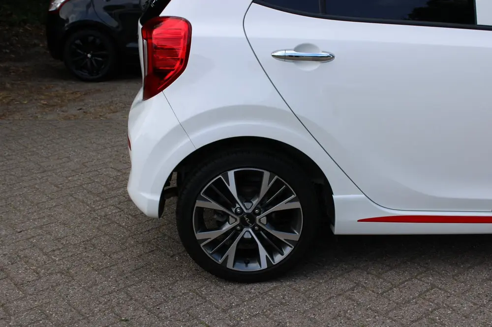 Kia Picanto GT-Line uit 2024, foto 9
