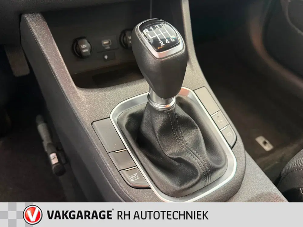 Hyundai i30 1.0 T-GDi MHEV Comfort Smart uit 2023, foto 19
