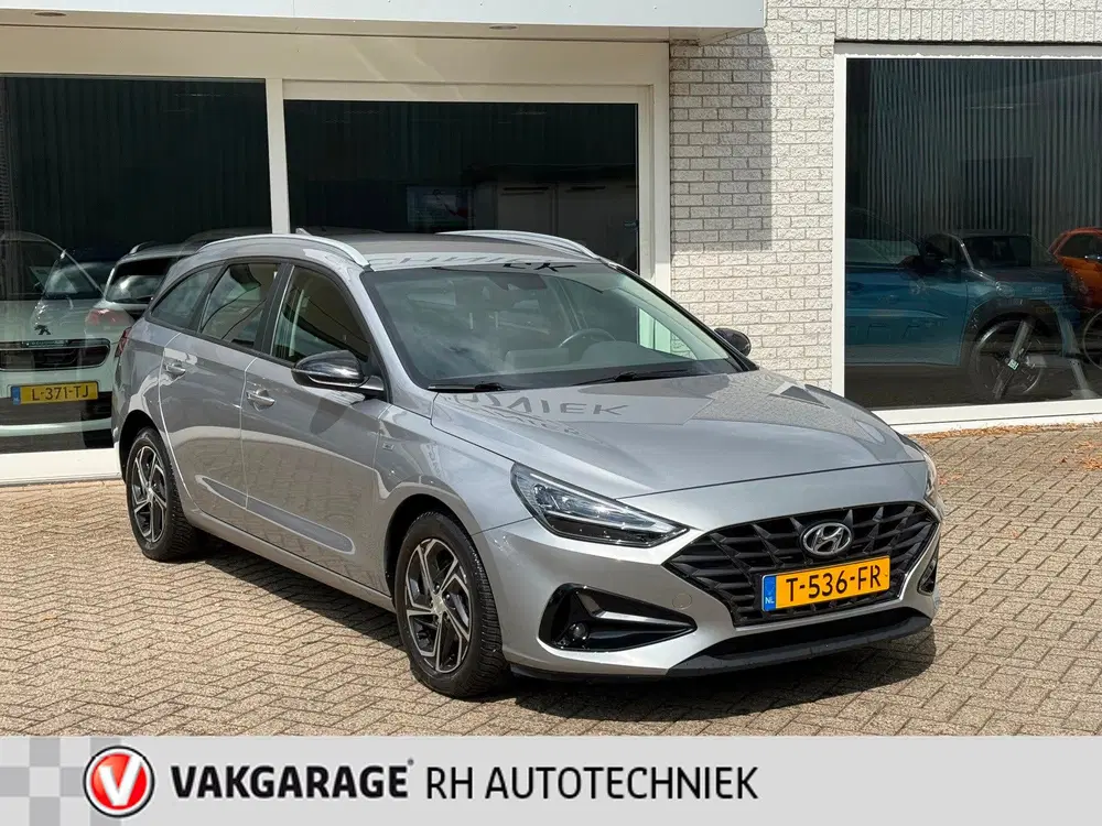 Hyundai i30 1.0 T-GDi MHEV Comfort Smart uit 2023, foto 2