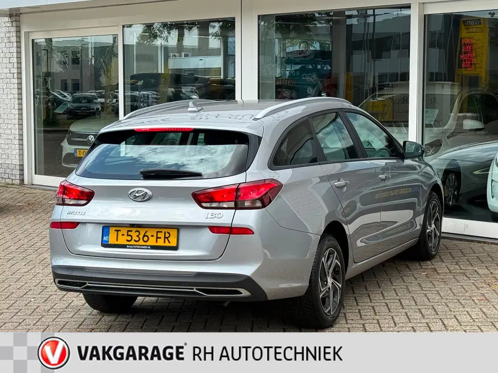 Hyundai i30 1.0 T-GDi MHEV Comfort Smart uit 2023, foto 4