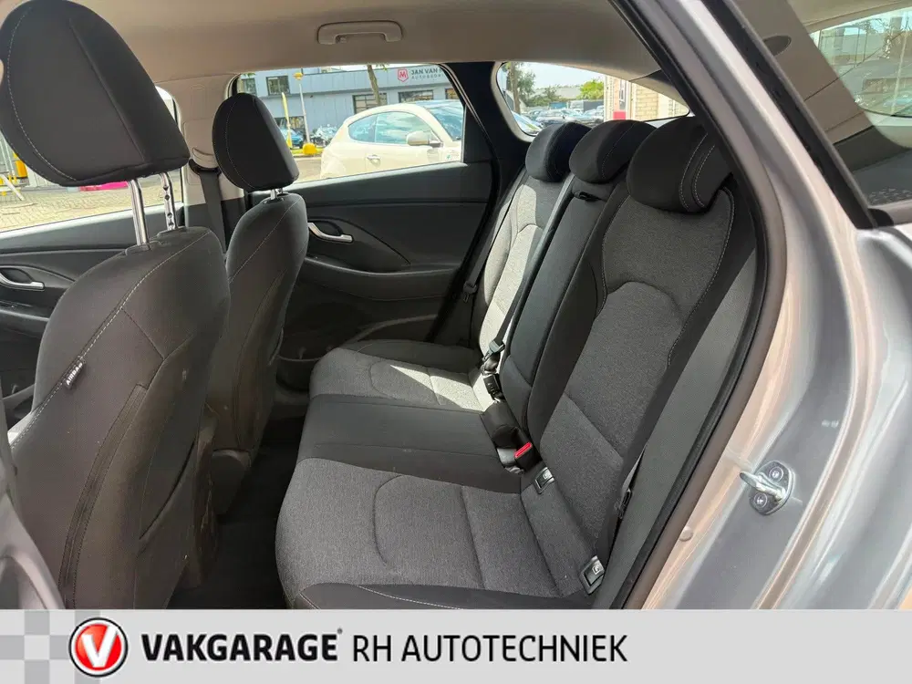 Hyundai i30 1.0 T-GDi MHEV Comfort Smart uit 2023, foto 8