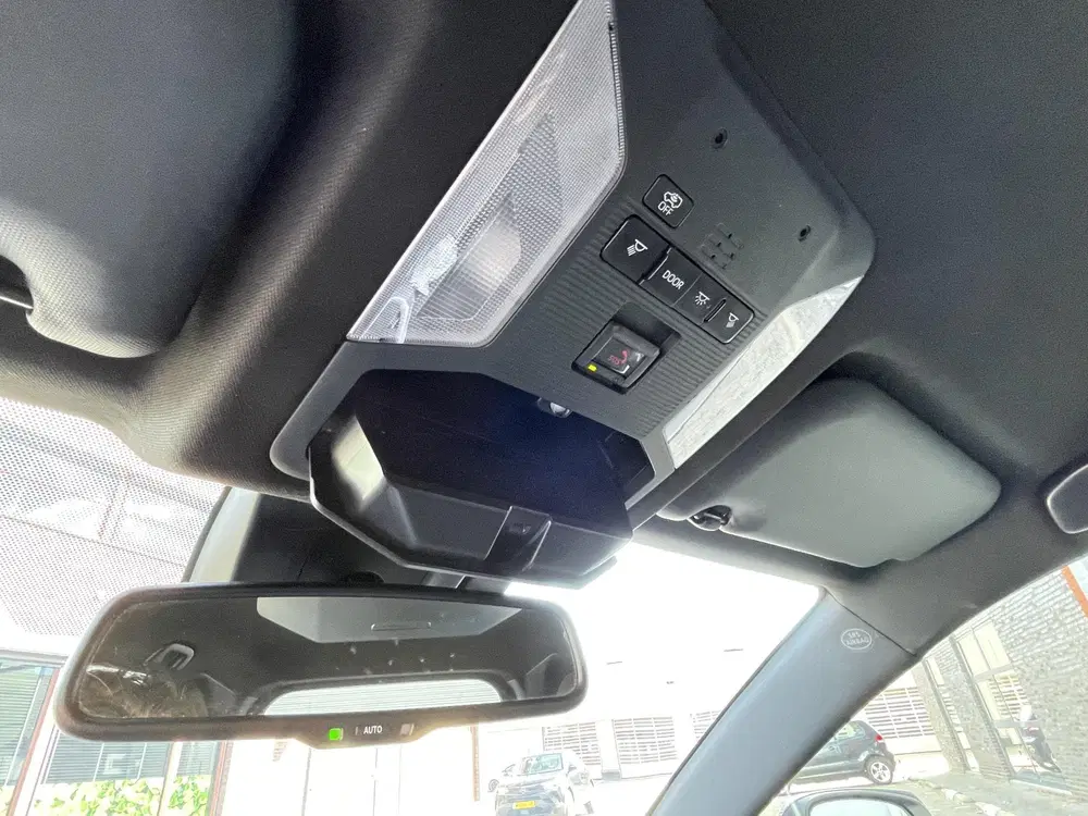 Toyota RAV 4 2.5 Hybrid AWD Bi-Tone uit 2021, foto 18