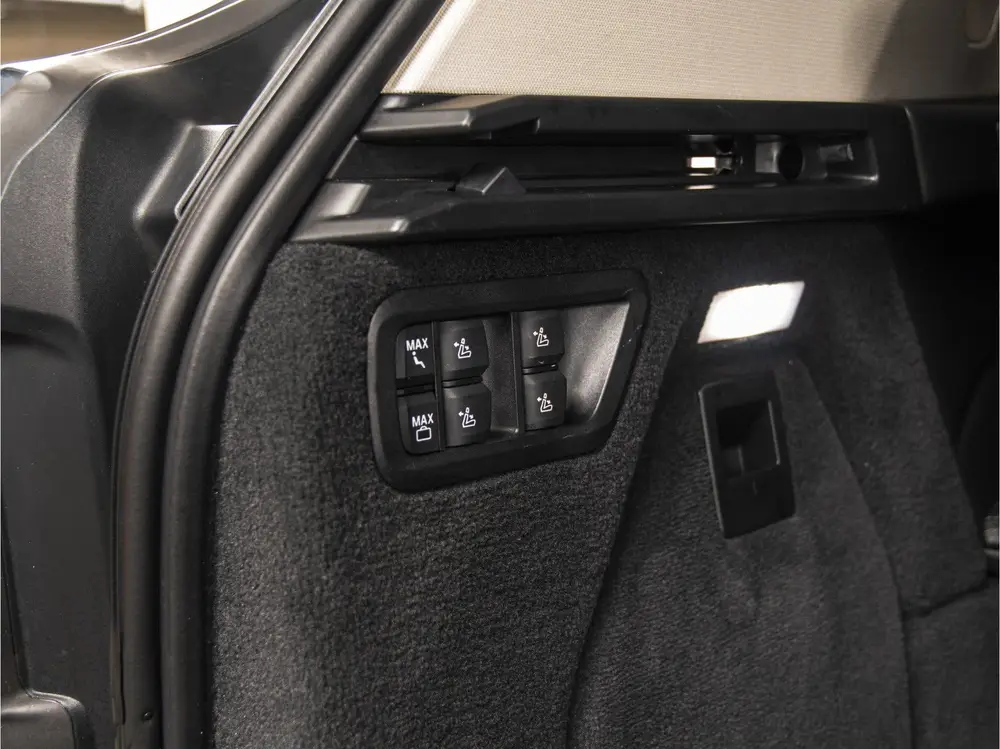 BMW X7 xDrive40i SKYLOUNGE uit 2019, foto 17