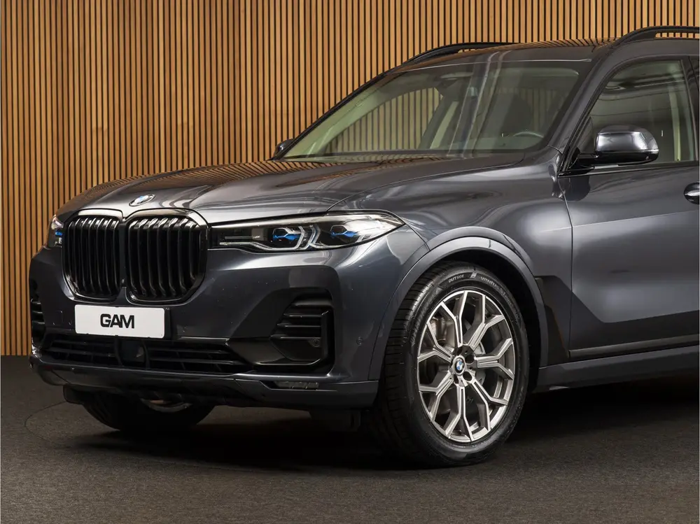 BMW X7 xDrive40i SKYLOUNGE uit 2019, foto 9