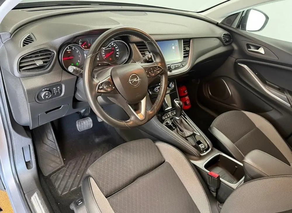 Opel Grandland X 1.2 Turbo Innovation uit 2019, foto 10