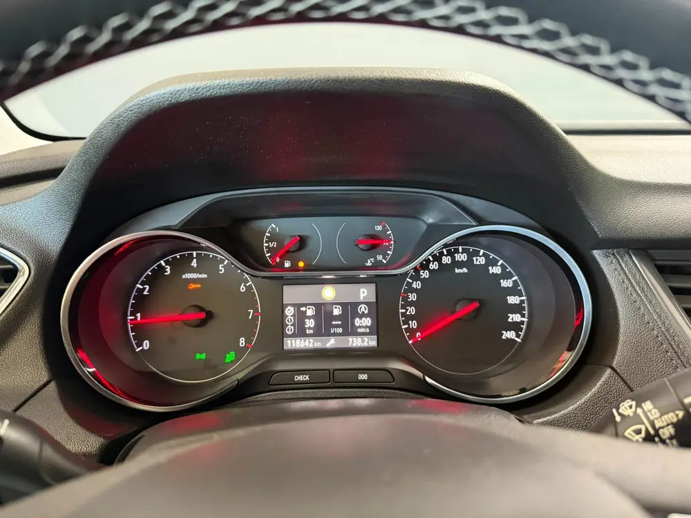 Opel Grandland X 1.2 Turbo Innovation uit 2019, foto 9