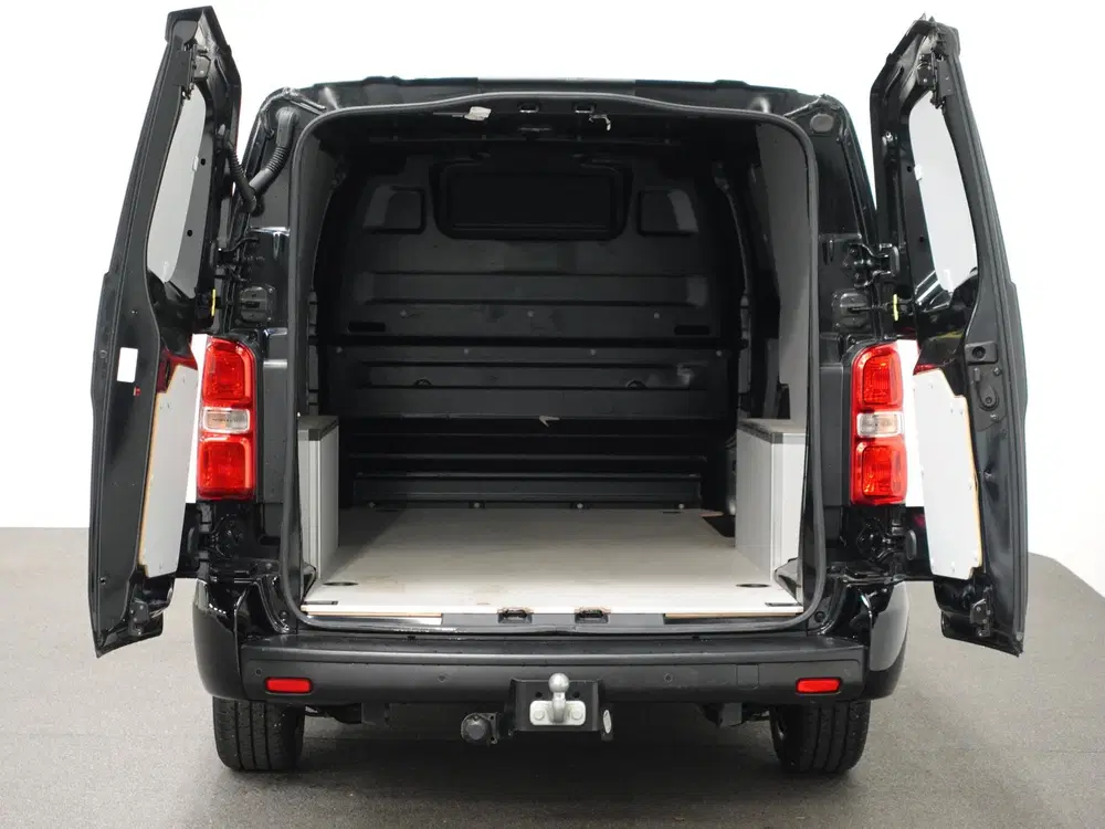 Peugeot Expert 2.0 BlueHDI 145PK Automaat Airco Bluetooth uit 2023, foto 3