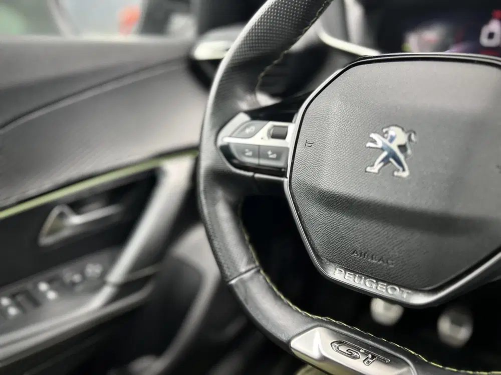 Peugeot 2008 1.2 PureTech GT uit 2022, foto 12