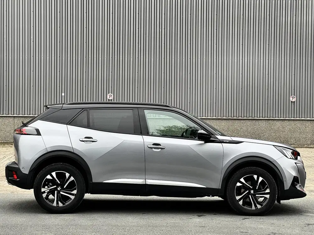Peugeot 2008 1.2 PureTech GT uit 2022, foto 6