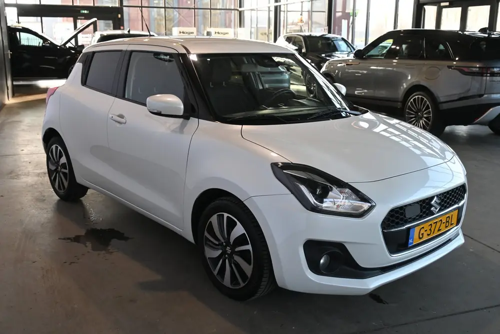Suzuki Swift 1.0 Stijl Smart Hybrid Navigatie Adaptieve Crui uit 2019, foto 5