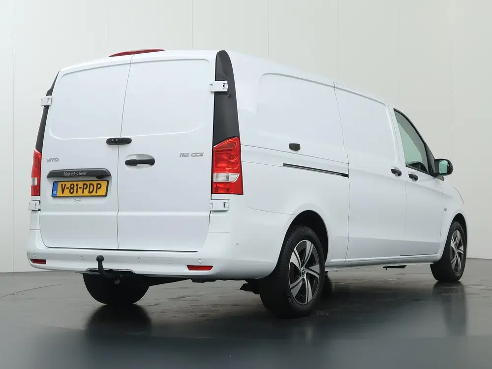Mercedes-Benz Vito 116 CDI uit 2024, foto 2