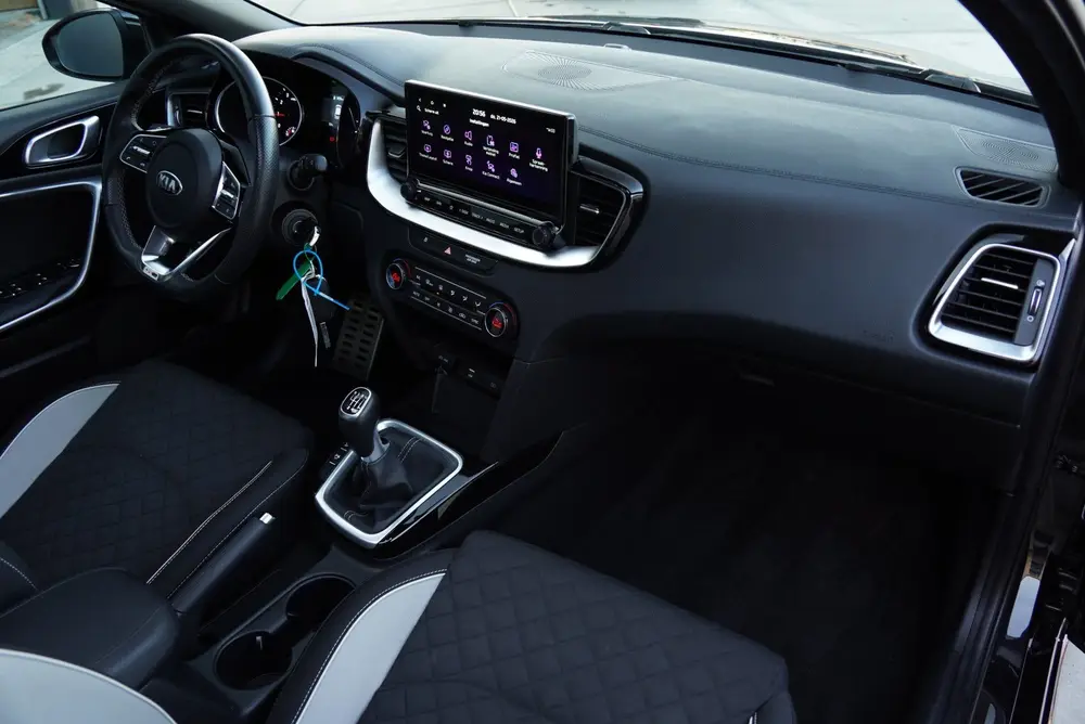 Kia Ceed 1.0 T-GDi GT-Line 2021 Pano Trekhaak Airco uit 2021, foto 12
