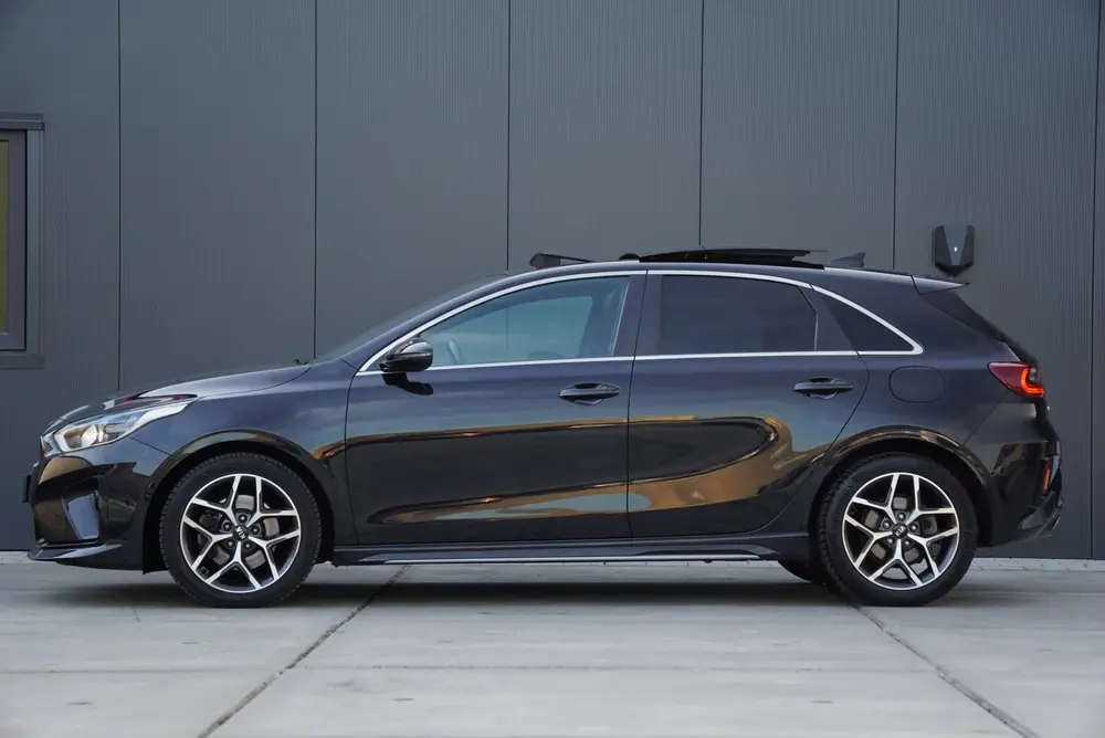 Kia Ceed 1.0 T-GDi GT-Line 2021 Pano Trekhaak Airco uit 2021, foto 2