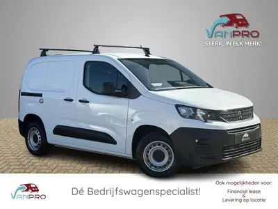 Peugeot Partner PREMIUM 1.5 BlueHDI 99PK Cruise uit 2022