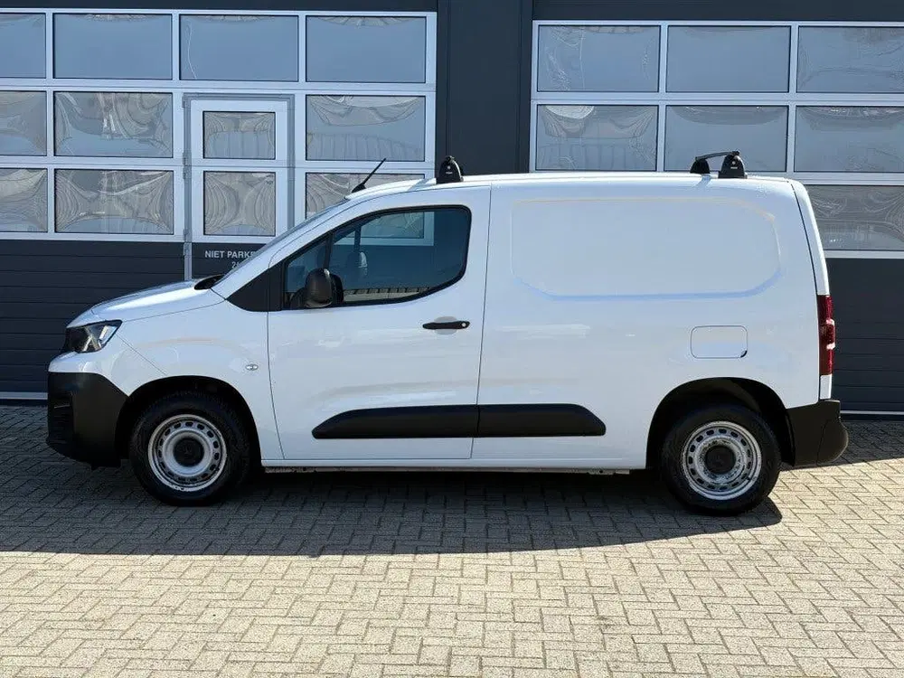 Peugeot Partner PREMIUM 1.5 BlueHDI 99PK Cruise uit 2022, foto 12