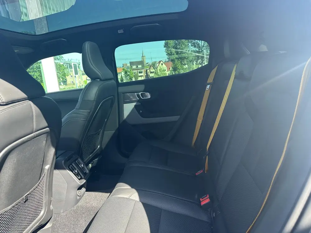 Polestar 2 Long Range Dual Motor Performance Prime 82 uit 2025, foto 9