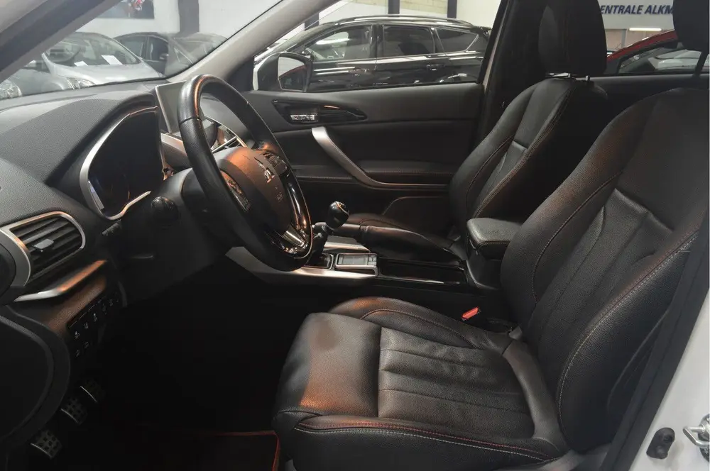 Mitsubishi Eclipse Cross 1.5 DI-T Intense S // LEDER // STOE uit 2019, foto 6