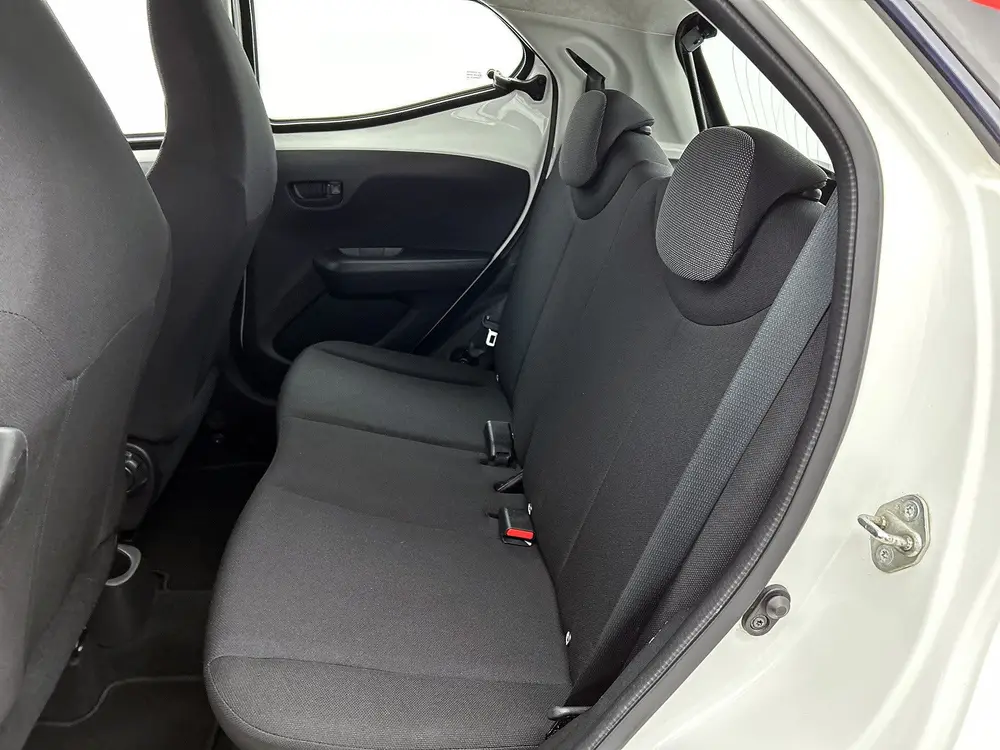 Toyota Aygo 1.0 VVT-i x-fun | Dealer onderhouden | Airco | B uit 2019, foto 18