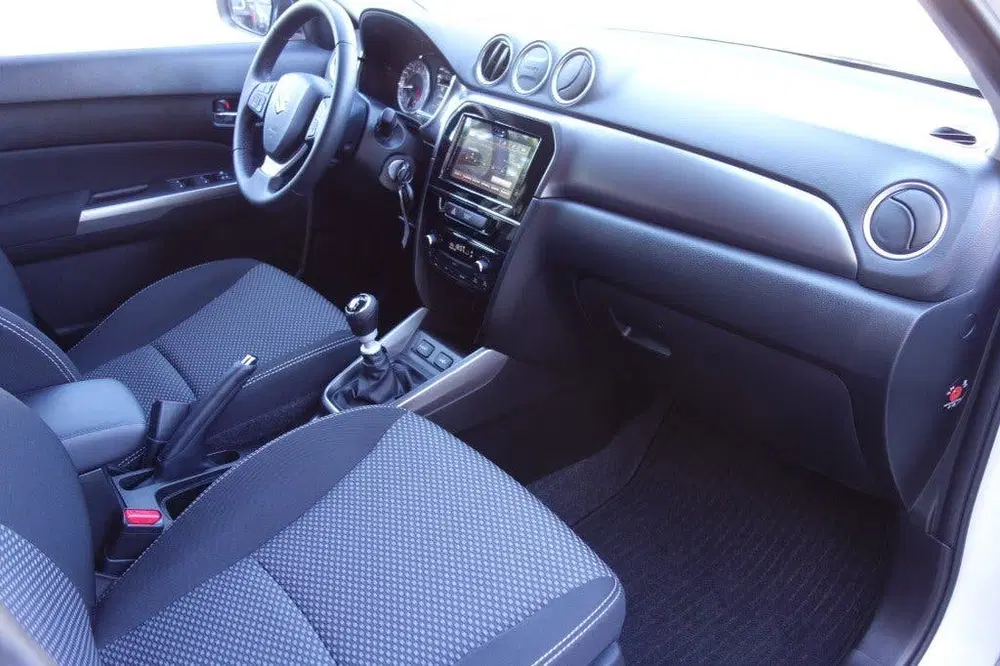 Suzuki Vitara 1.4 BoosterJet SEL uit 2023, foto 14