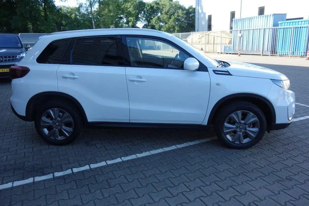 Suzuki Vitara 1.4 BoosterJet SEL uit 2023, foto 7