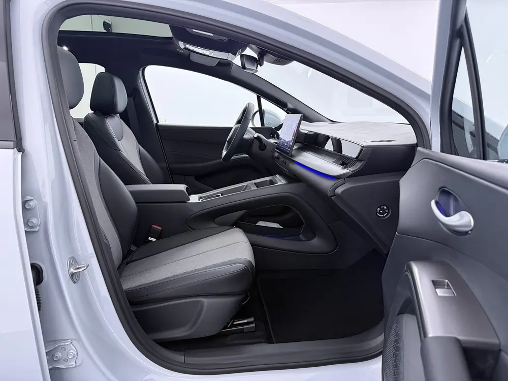 BYD Dolphin G 1.5L DM-i Comfort uit 2026, foto 13