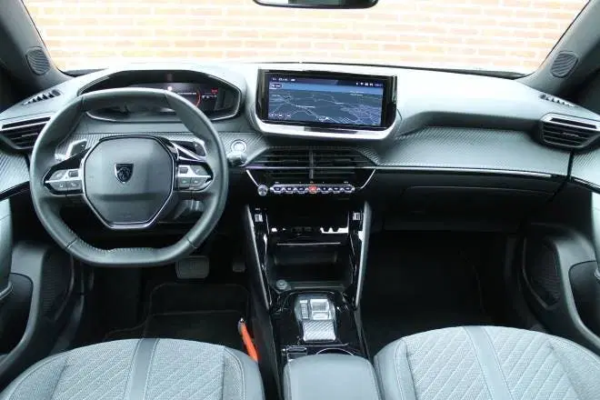 Peugeot 2008 1.2 Puretech 130pk Allure uit 2024, foto 7