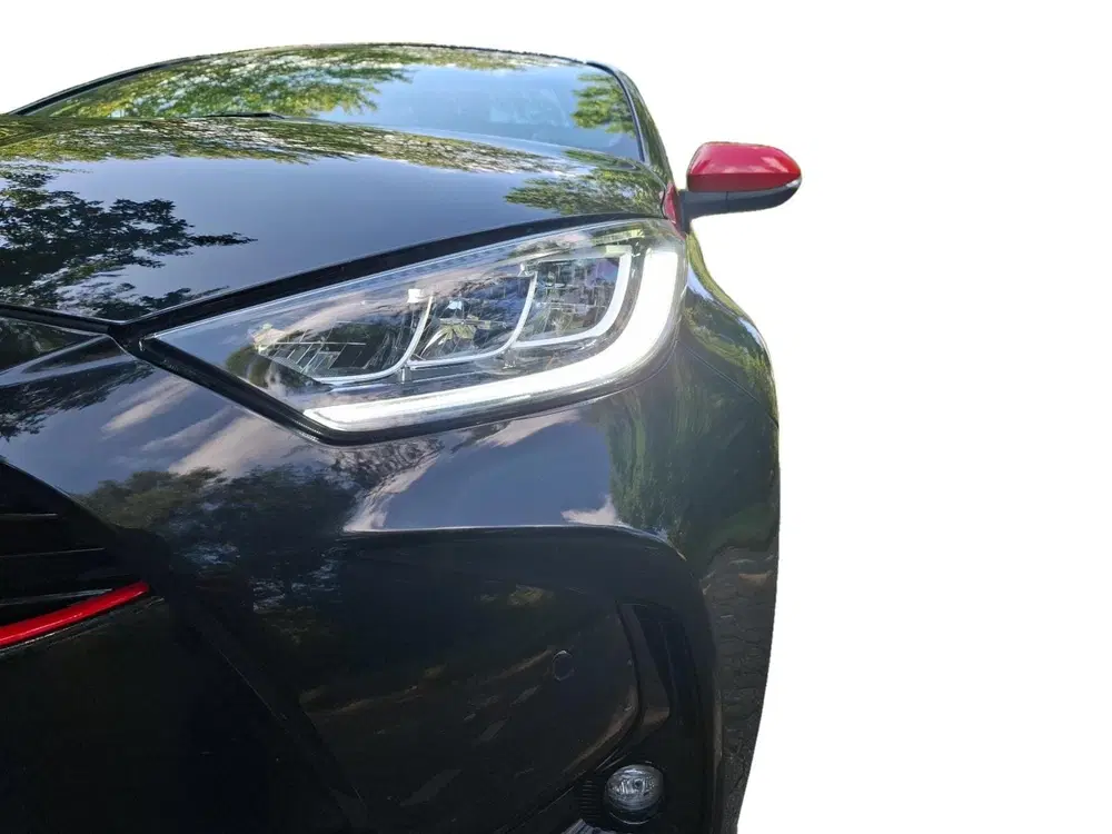 Toyota Yaris 1.5 Hybrid Executive uit 2022, foto 12
