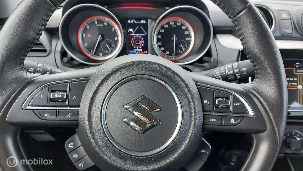 Suzuki Swift 1.2 Smart Hybrid uit 2024, foto 13
