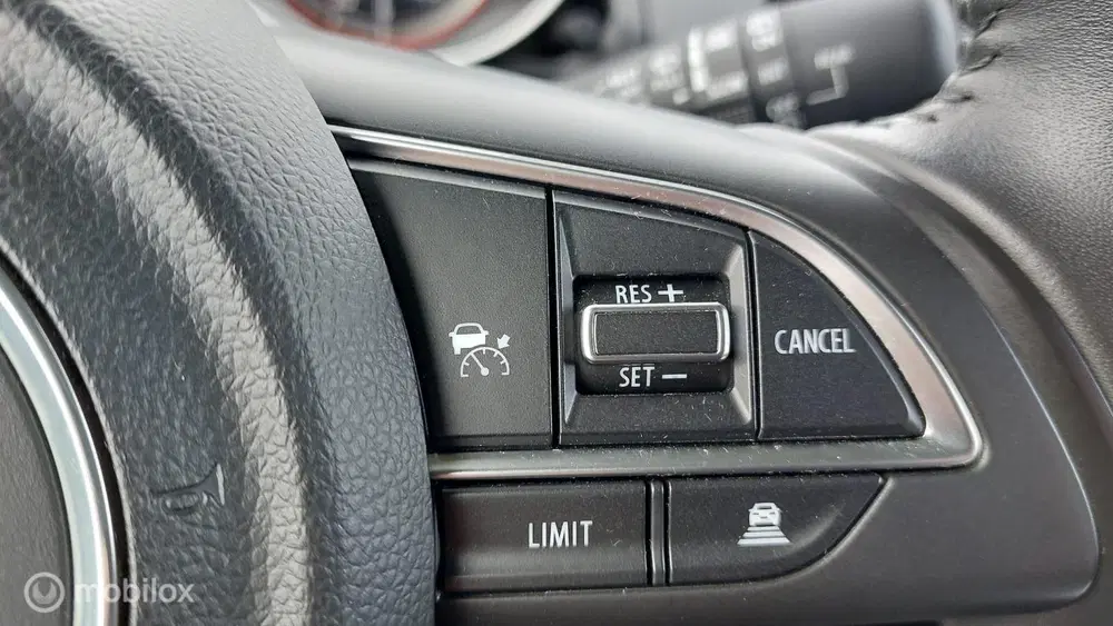 Suzuki Swift 1.2 Smart Hybrid uit 2024, foto 14
