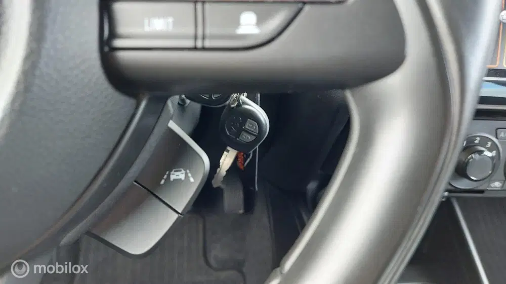Suzuki Swift 1.2 Smart Hybrid uit 2024, foto 15