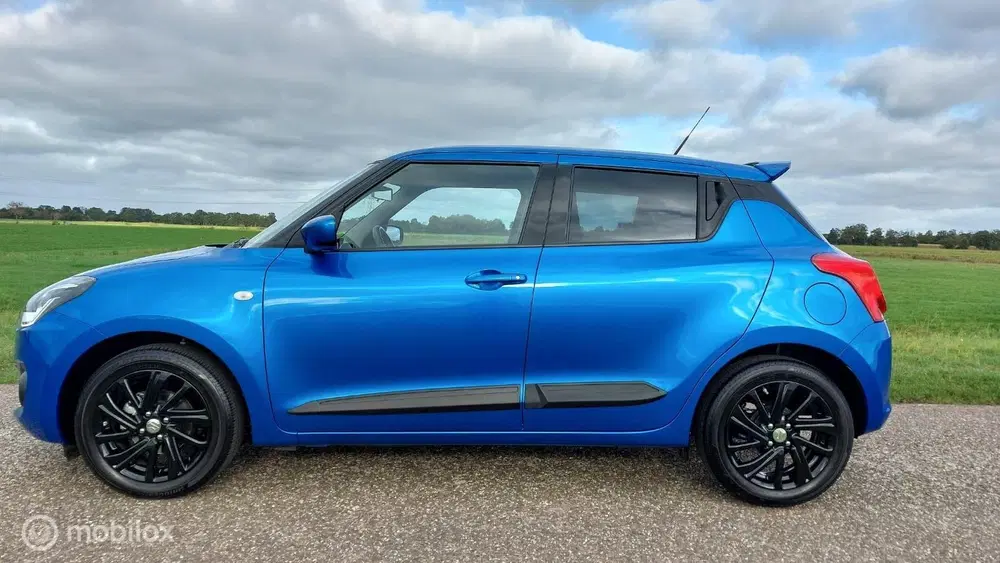 Suzuki Swift 1.2 Smart Hybrid uit 2024, foto 2