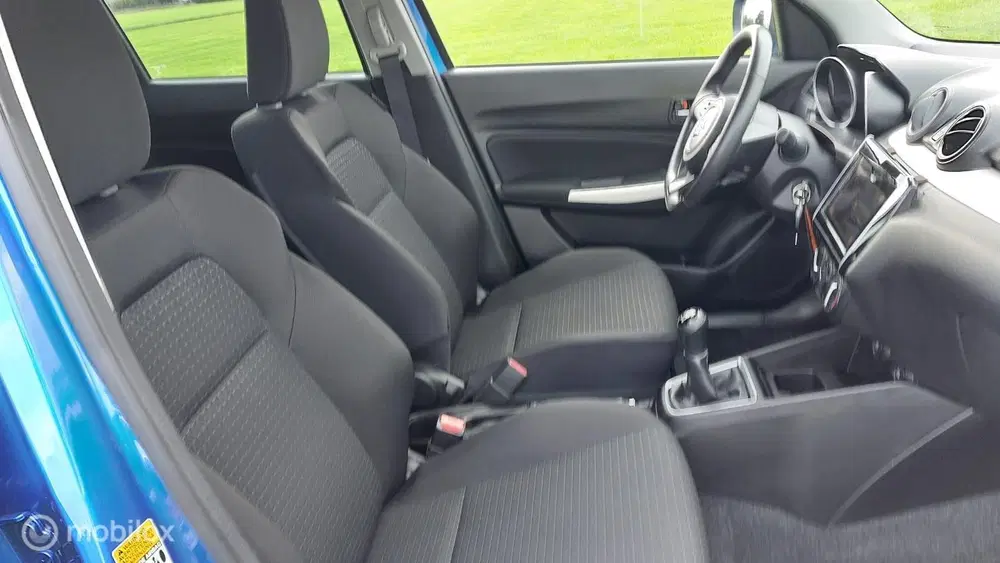 Suzuki Swift 1.2 Smart Hybrid uit 2024, foto 20