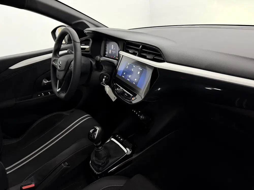 Opel Corsa 1.2 Turbo GS Camera uit 2025, foto 10