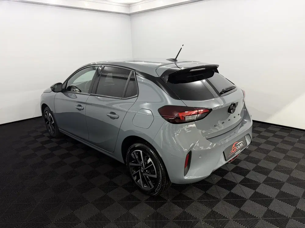 Opel Corsa 1.2 Turbo GS Camera uit 2025, foto 4