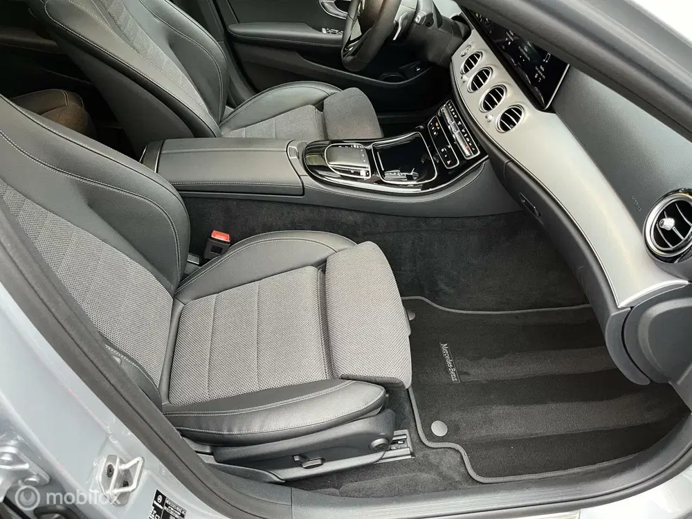 Mercedes-Benz E-Klasse 300 e Business Solution Luxury uit 2022, foto 8
