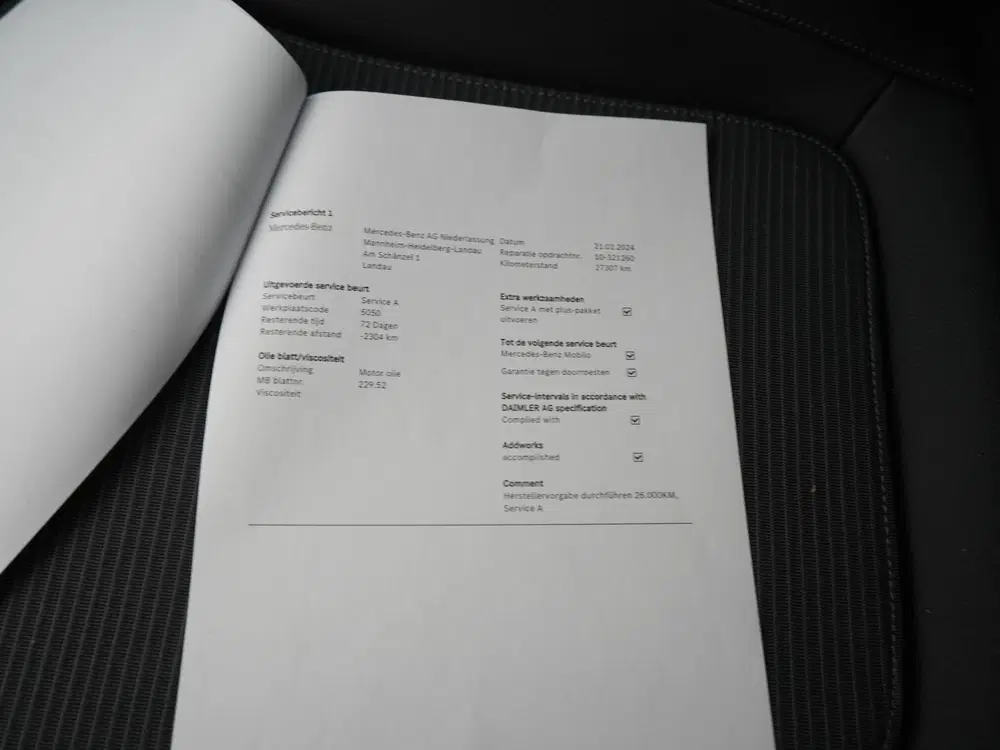 Mercedes-Benz C-Klasse 300 e PHEV 313pk Dealer O.H uit 2023, foto 17