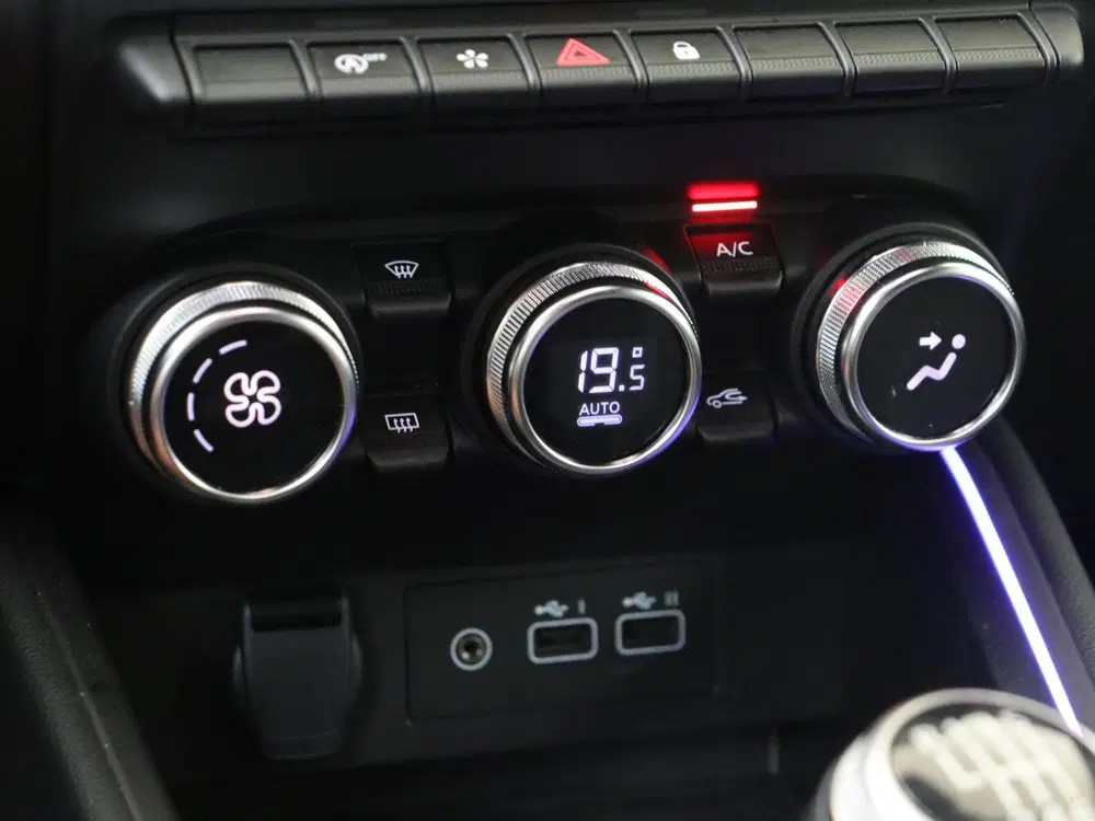 Renault Clio 1.0 TCe 90 GPF techno uit 2025, foto 20