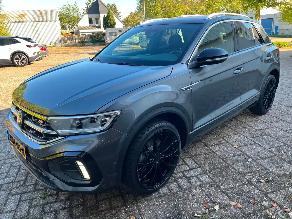 Volkswagen T-roc 1.5 TSI DSG 7-traps 2x R-Line IQLed face li uit 2023, foto 2